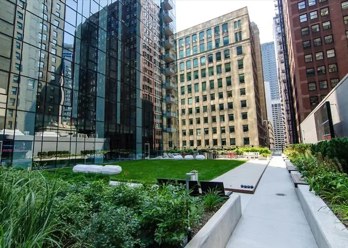 Loop 1br W Gym Pool Wd Nr Millennium Park Chi-230 *